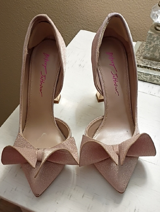 Betsey Johnson Shoes - Betsey Johnson Blush Pink Pointed-Toe Bow Pumps